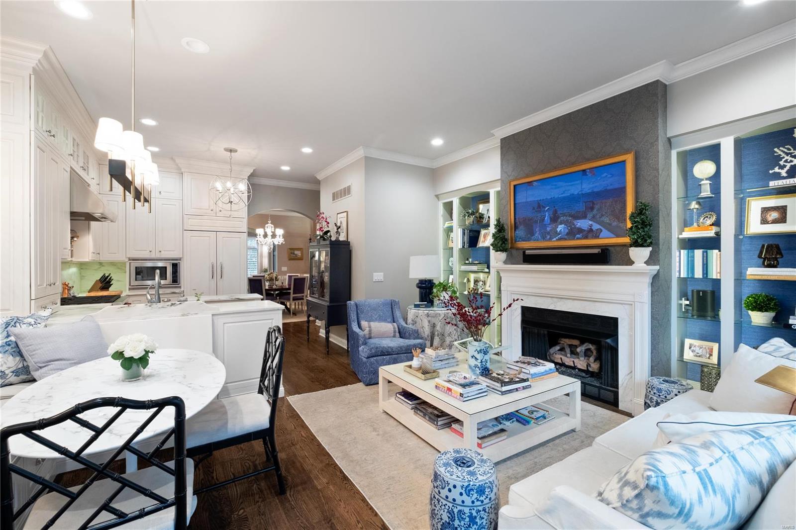 Brighton Way Twnhms A Condo - Residential