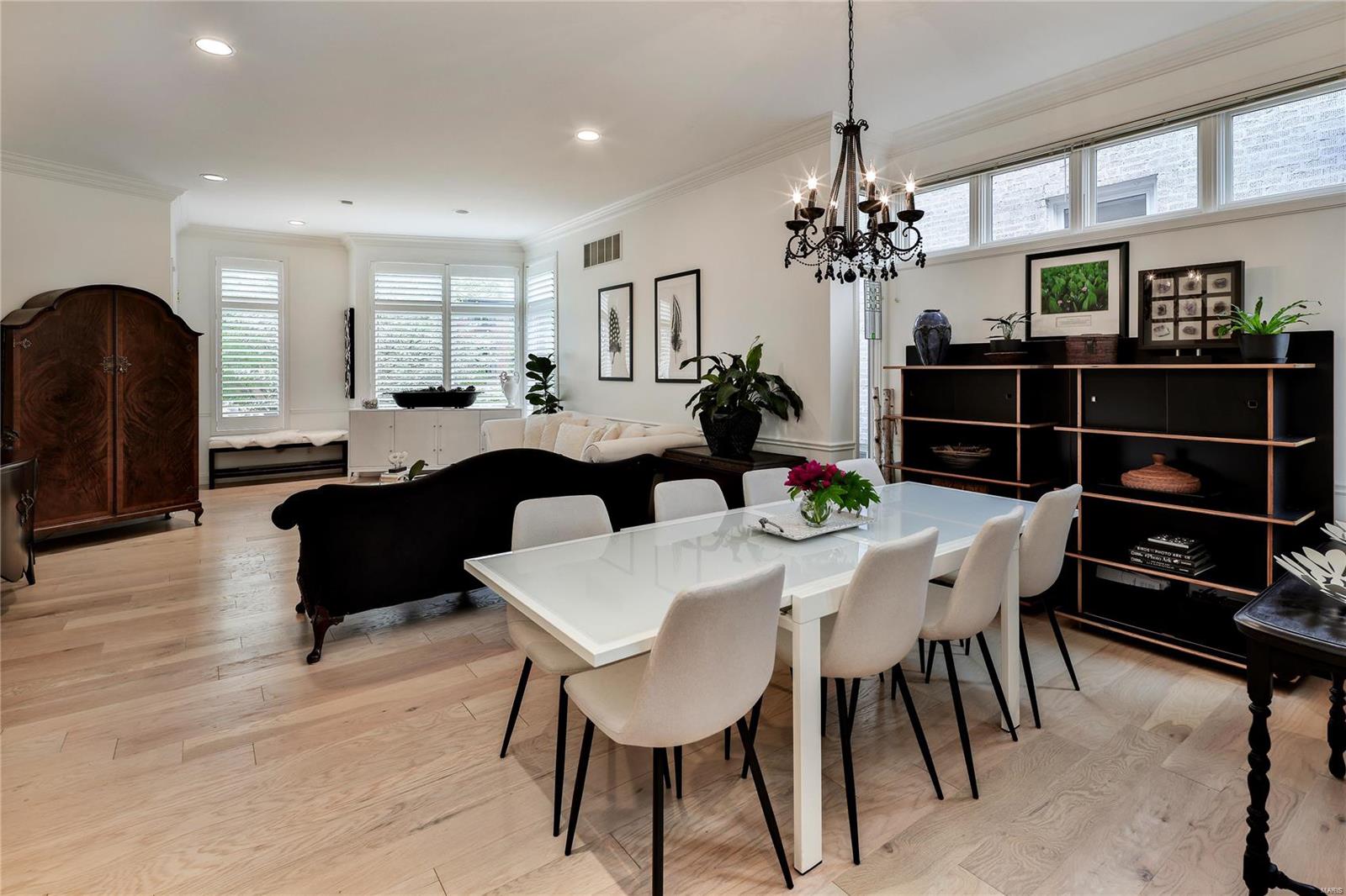 340-342 North Central Condo - Residential