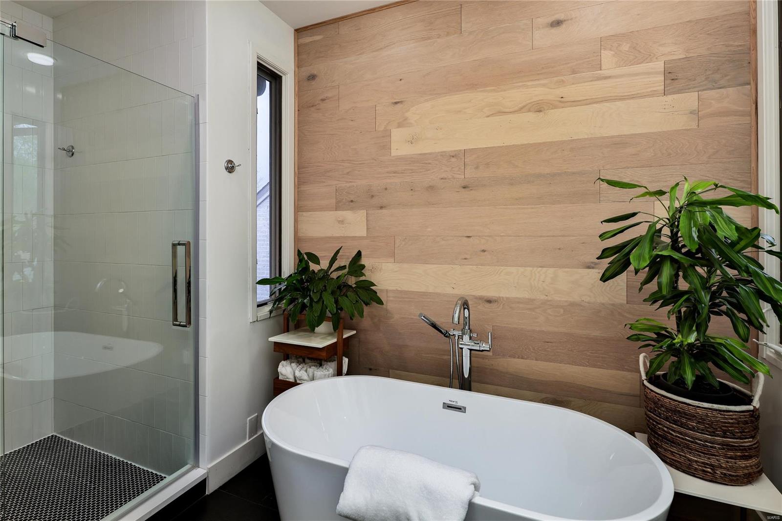 340-342 North Central Condo - Residential