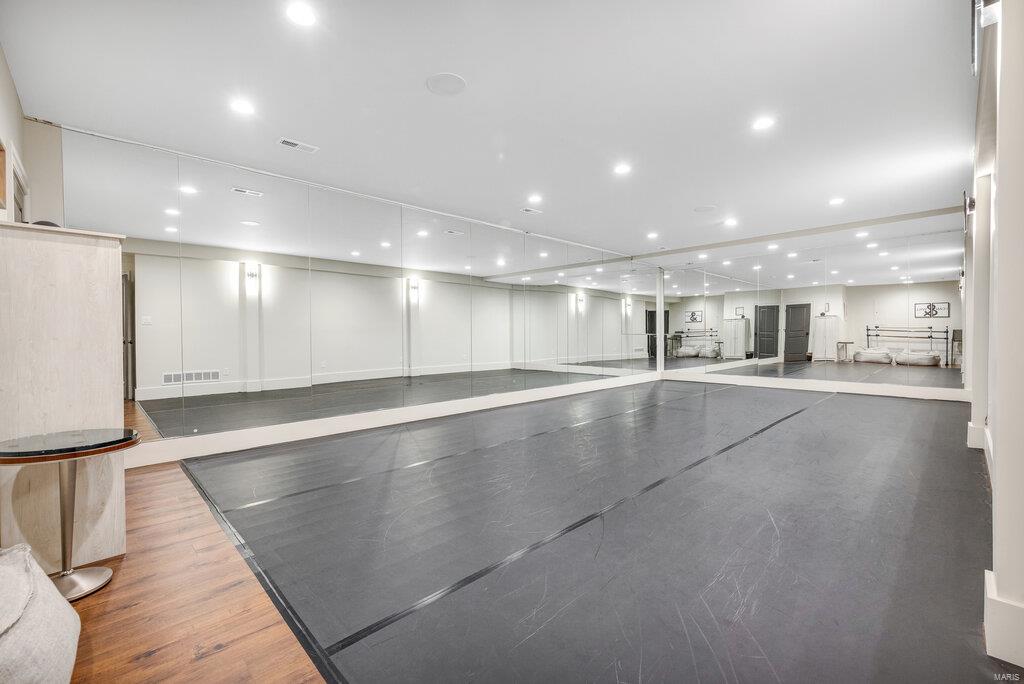 Clayton Gardens 3 - Residential