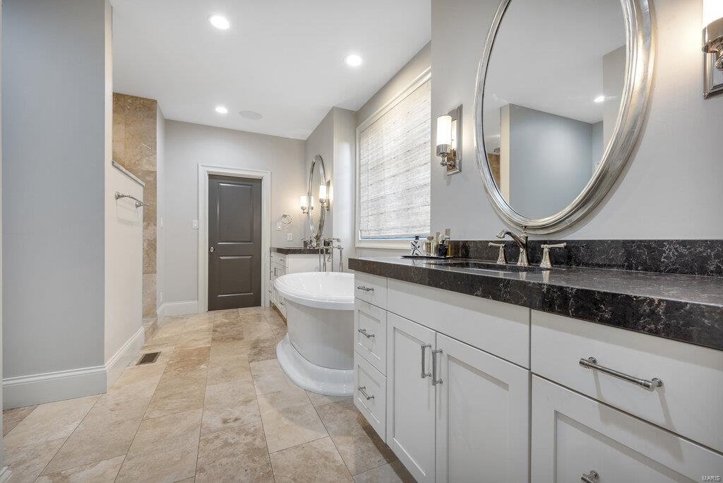 Clayton Gardens 3 - Residential