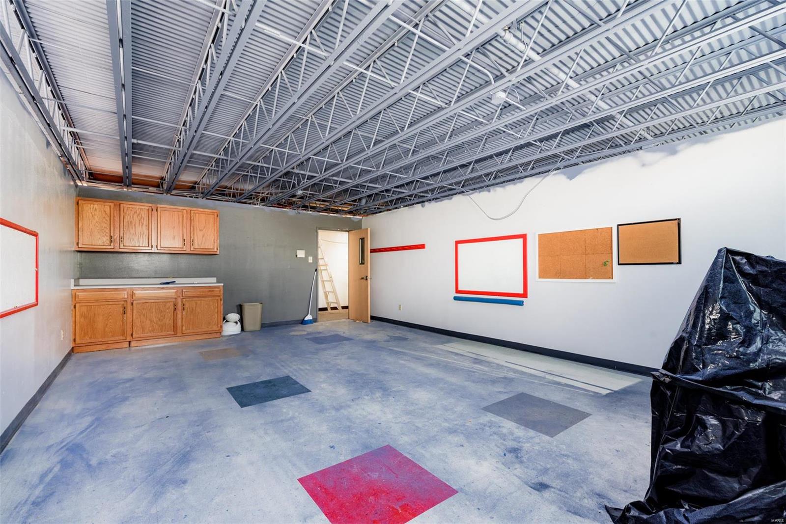 Carondelet Commons - Commercial Sale