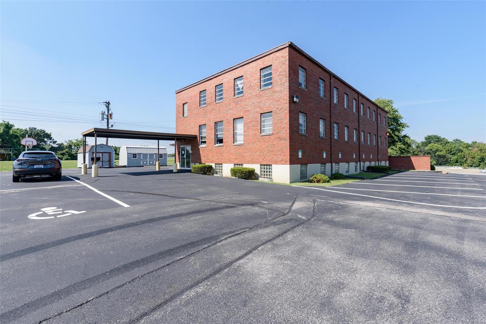 Carondelet Commons - Commercial Sale