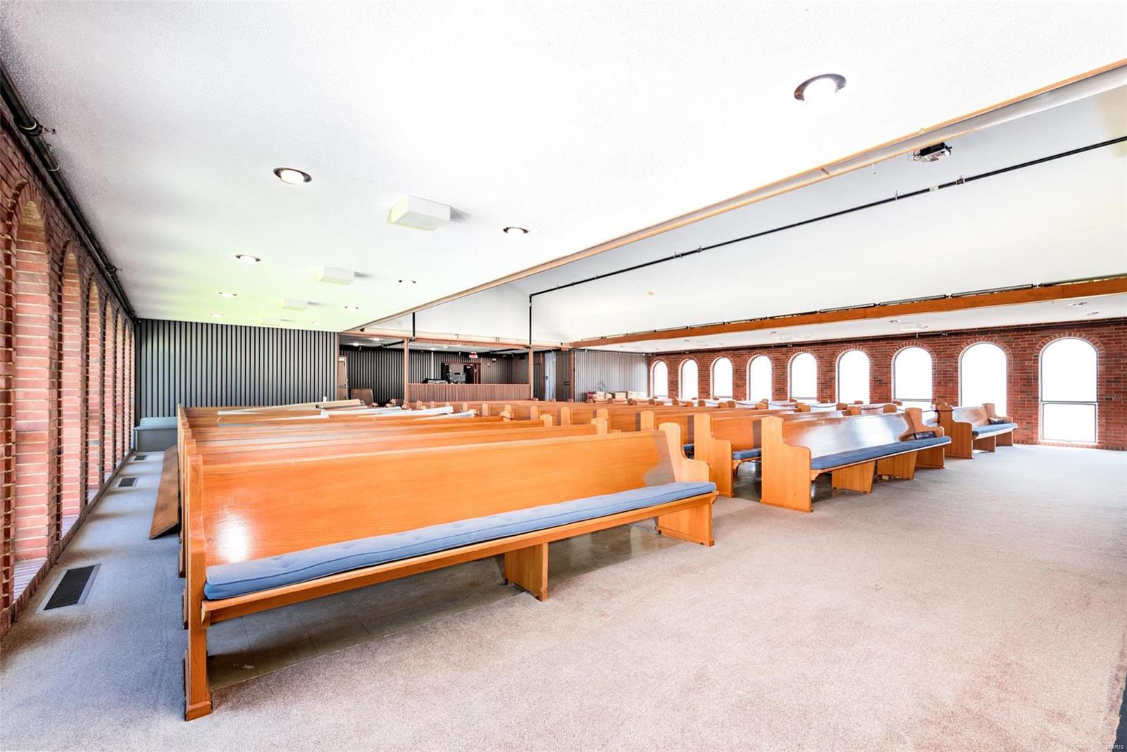 Carondelet Commons - Commercial Sale