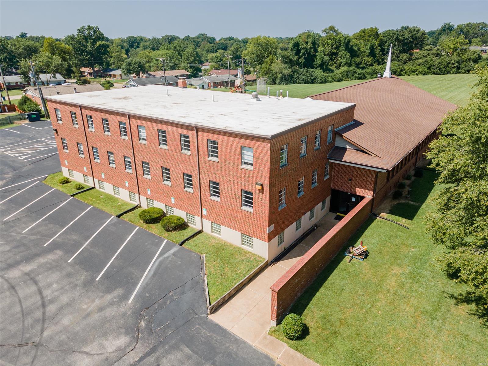 Carondelet Commons - Commercial Sale