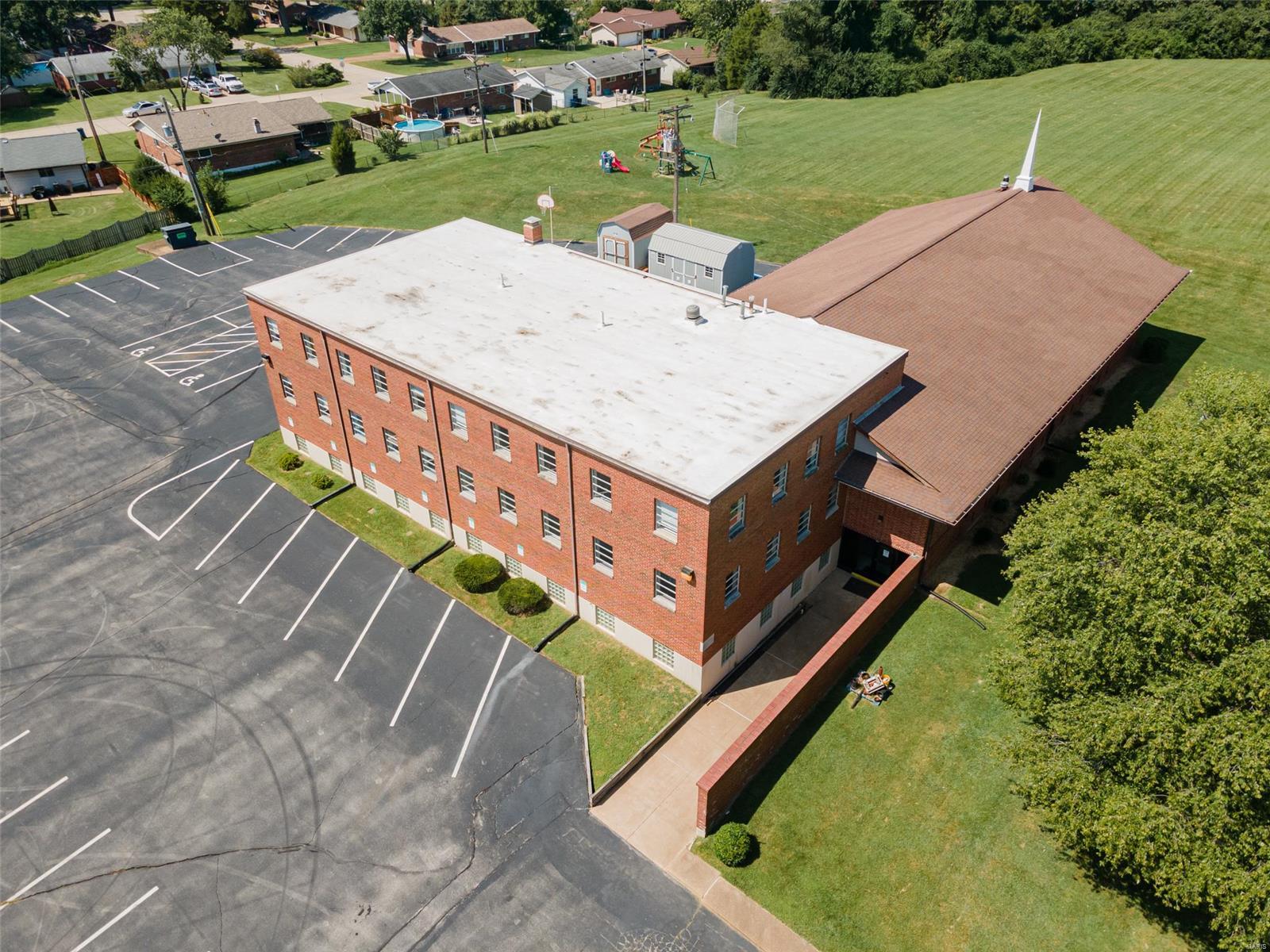 Carondelet Commons - Commercial Sale