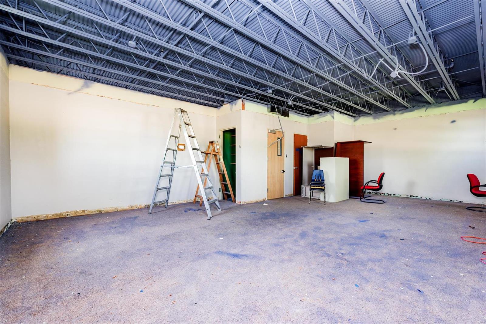 Carondelet Commons - Commercial Sale