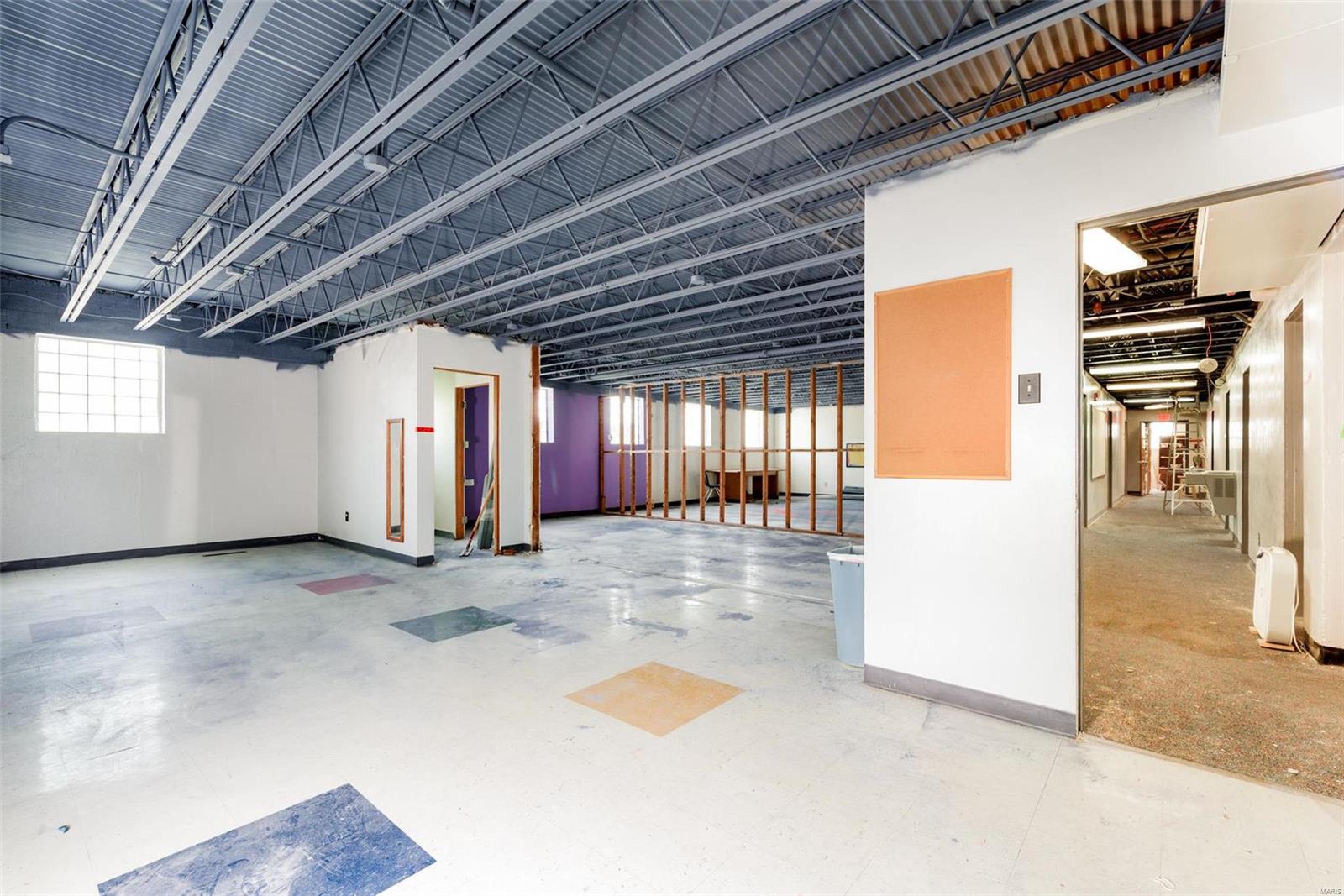 Carondelet Commons - Commercial Sale