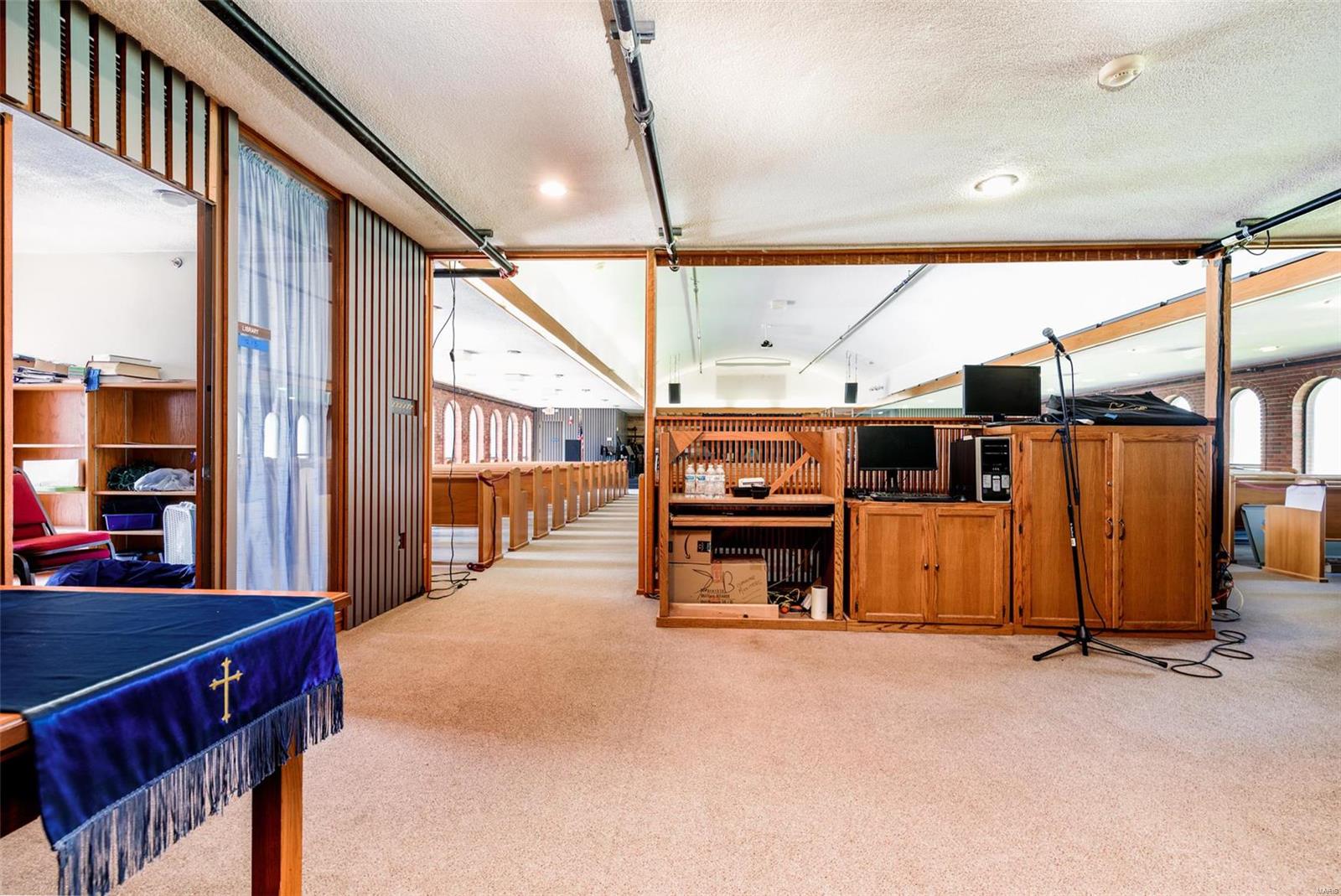 Carondelet Commons - Commercial Sale