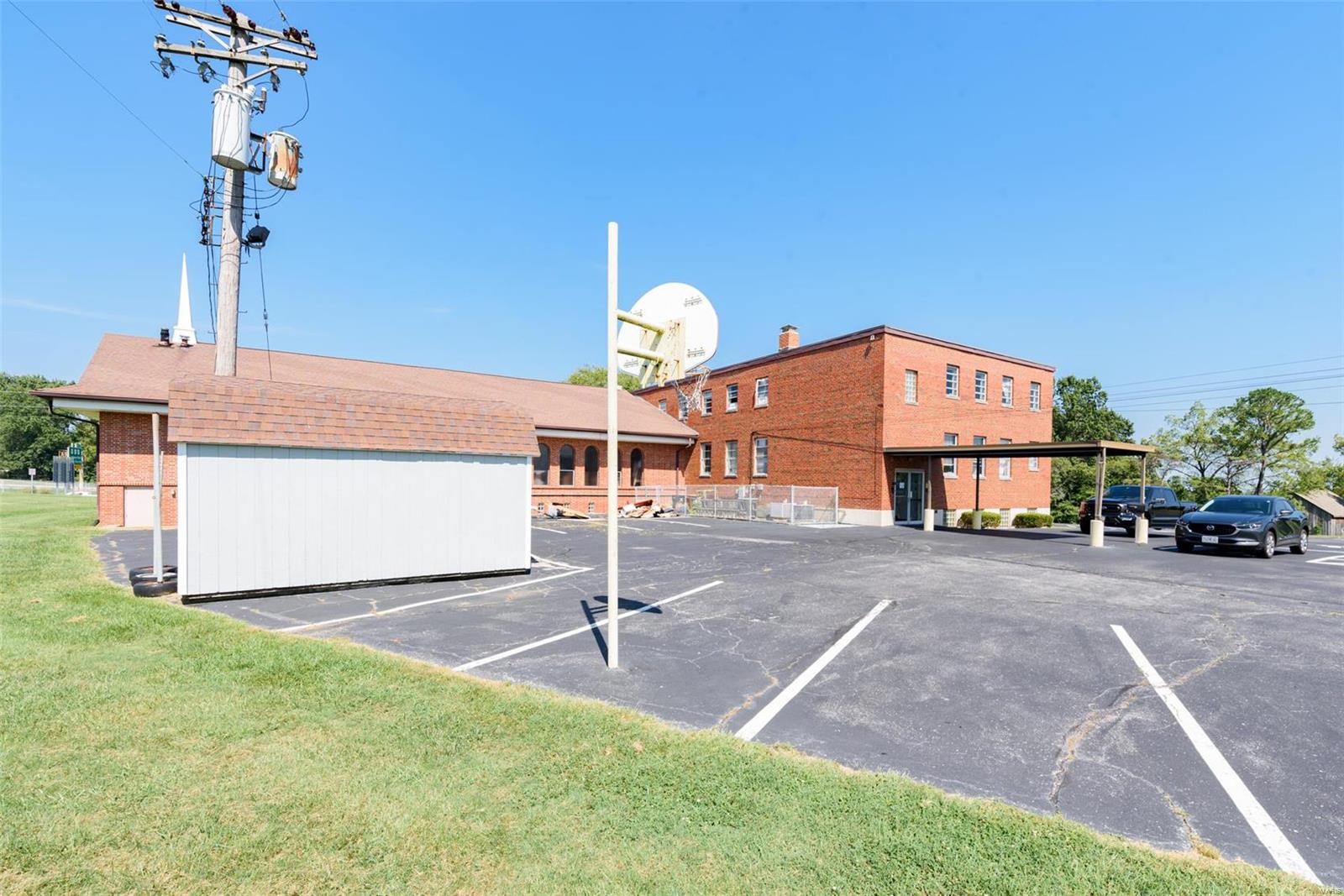 Carondelet Commons - Commercial Sale