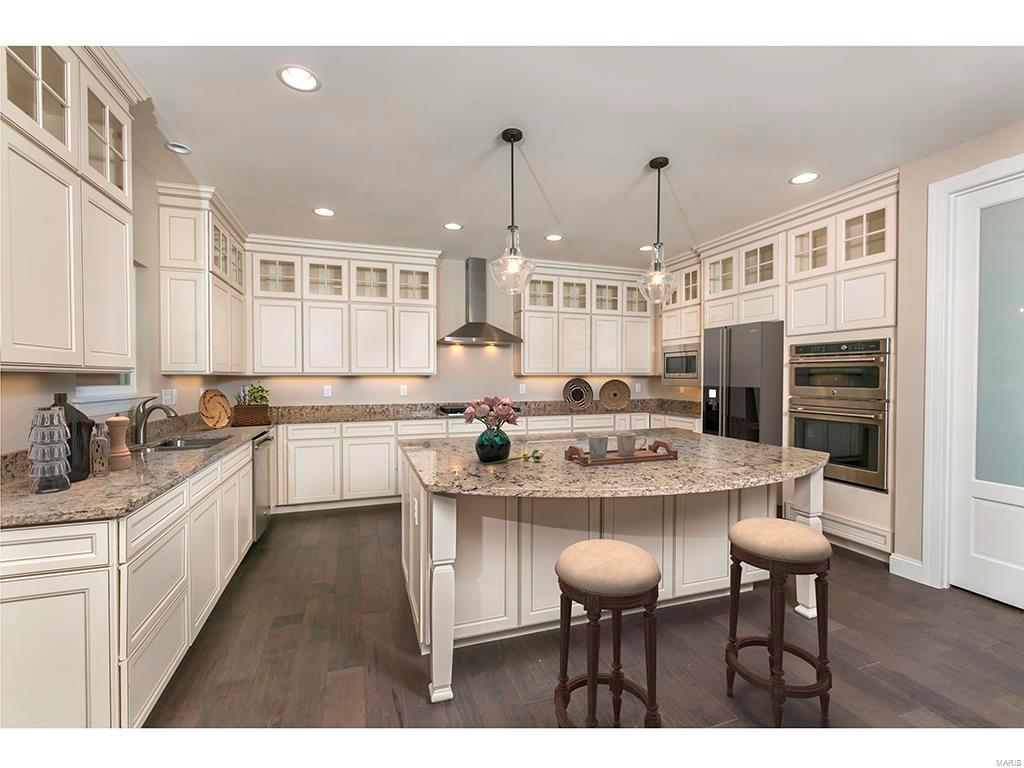 Williamsburg 2 - Residential