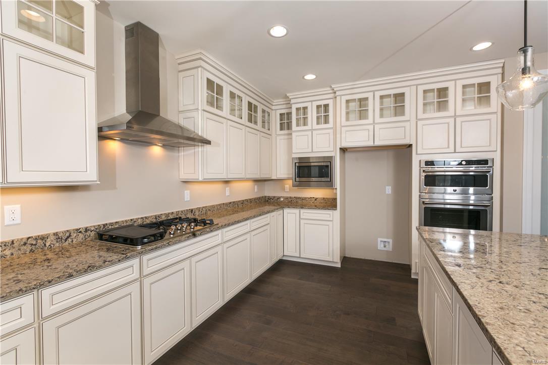 Williamsburg 2 - Residential