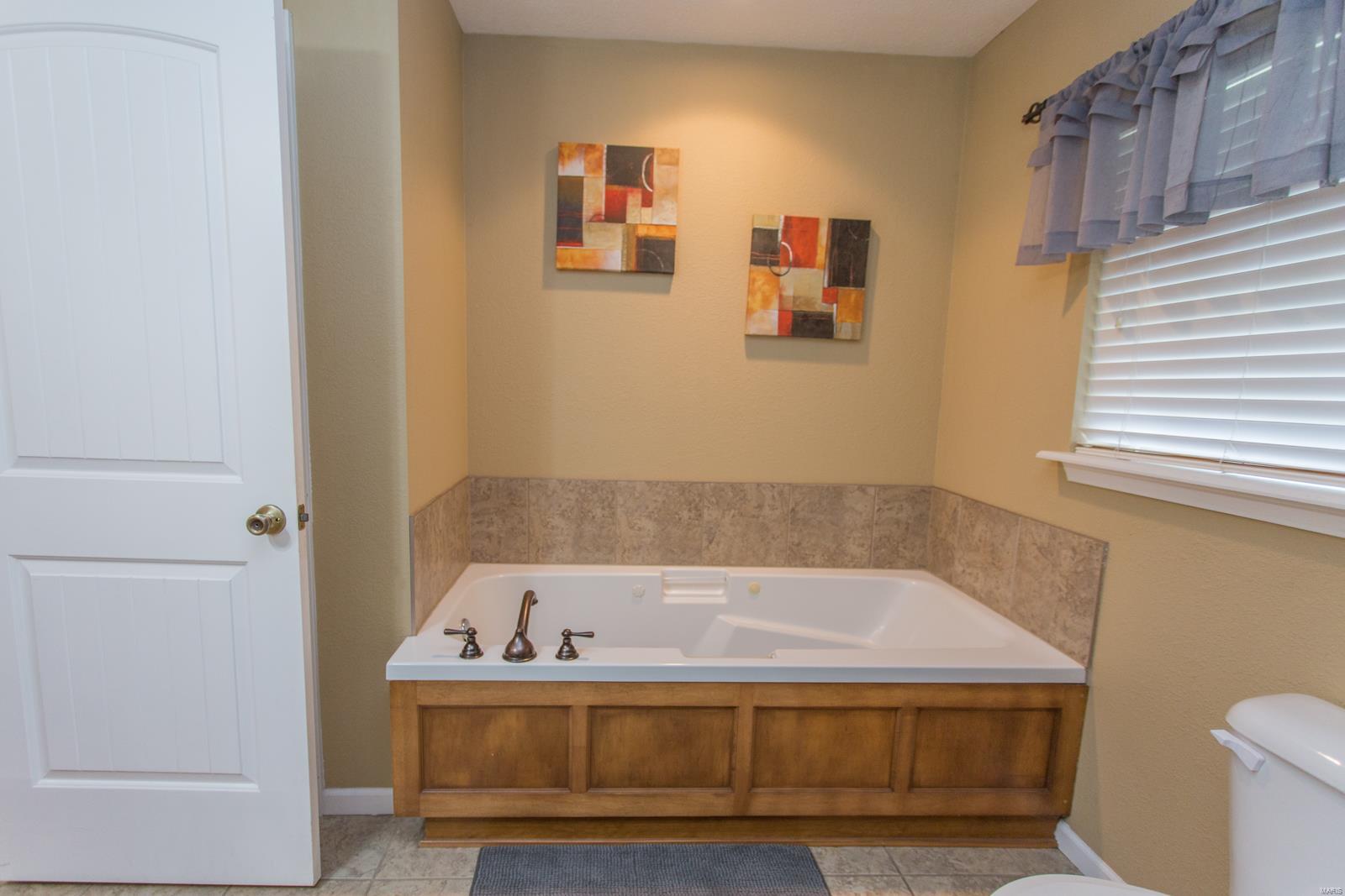 Ridge Creek - Residential