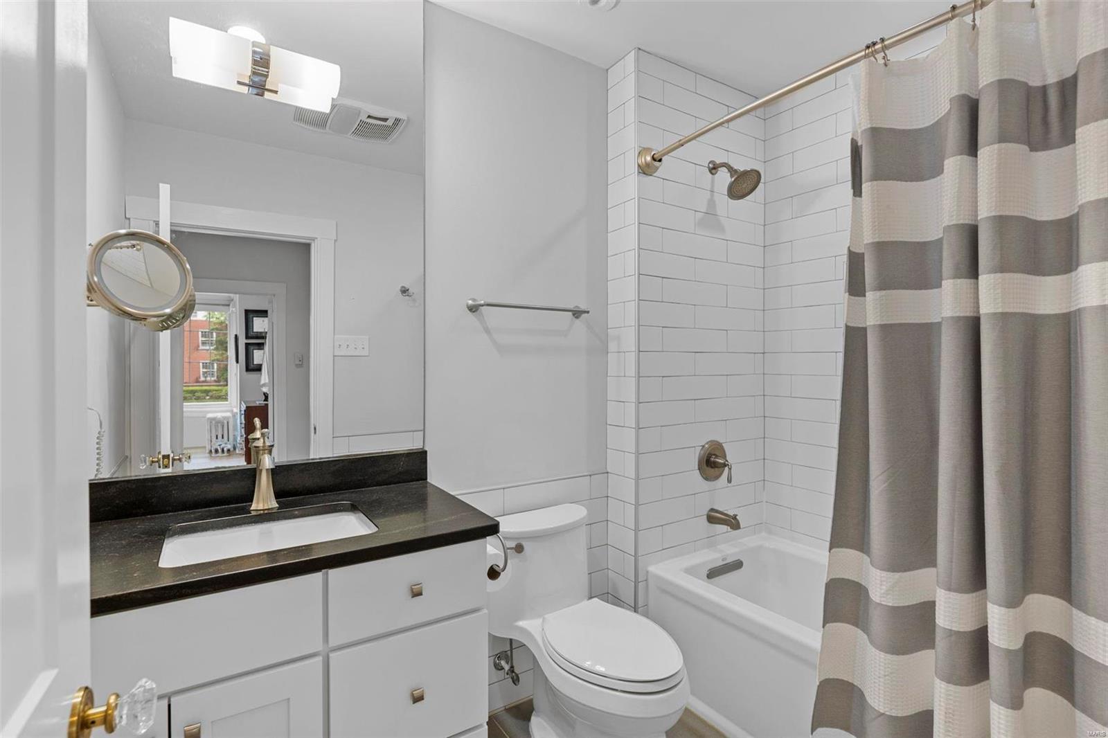 West Portland Place - Residential