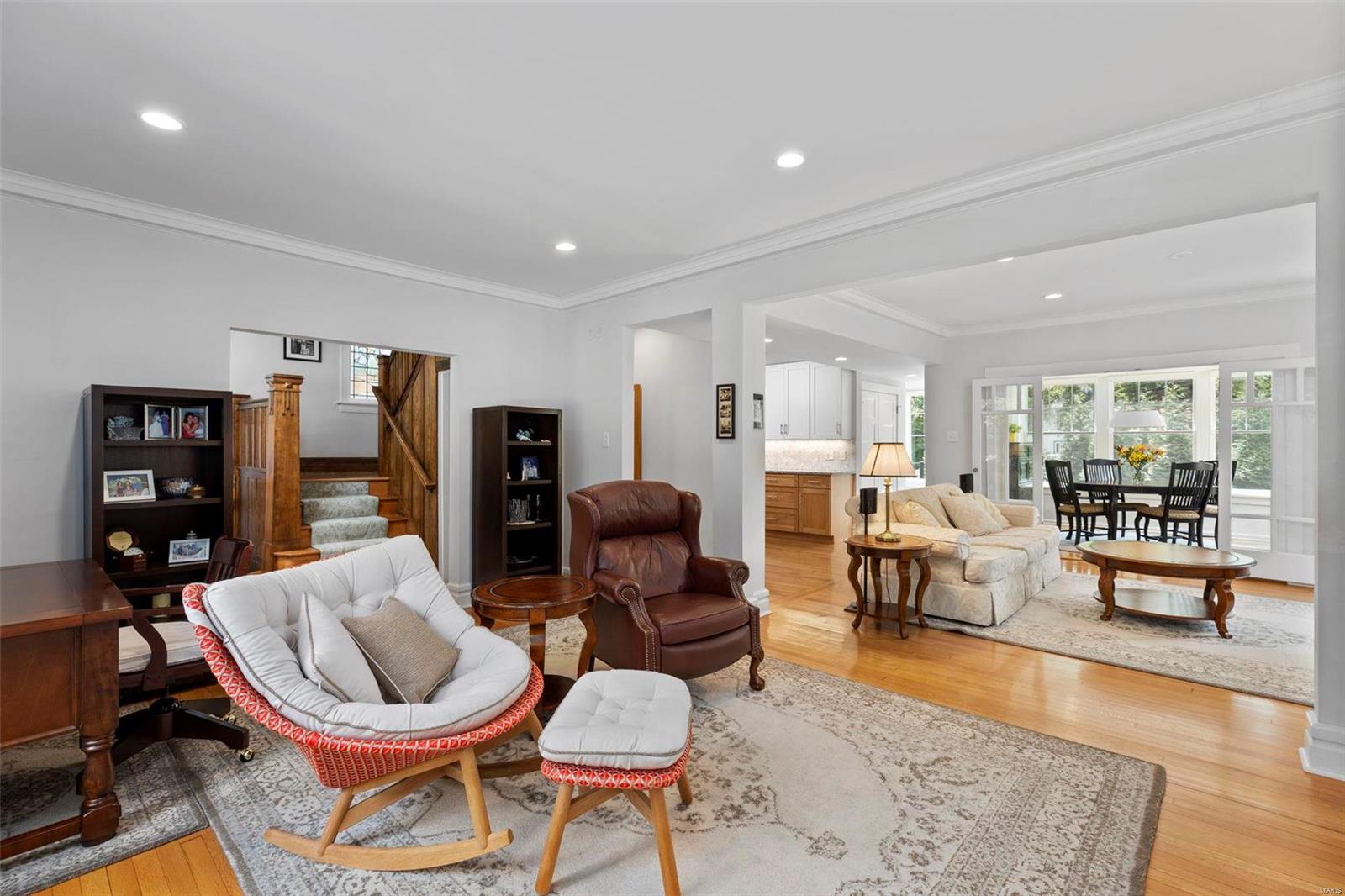 West Portland Place - Residential