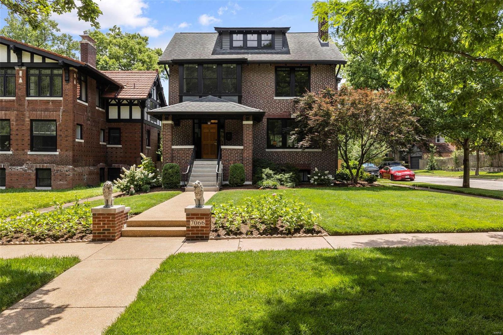 West Portland Place - Residential