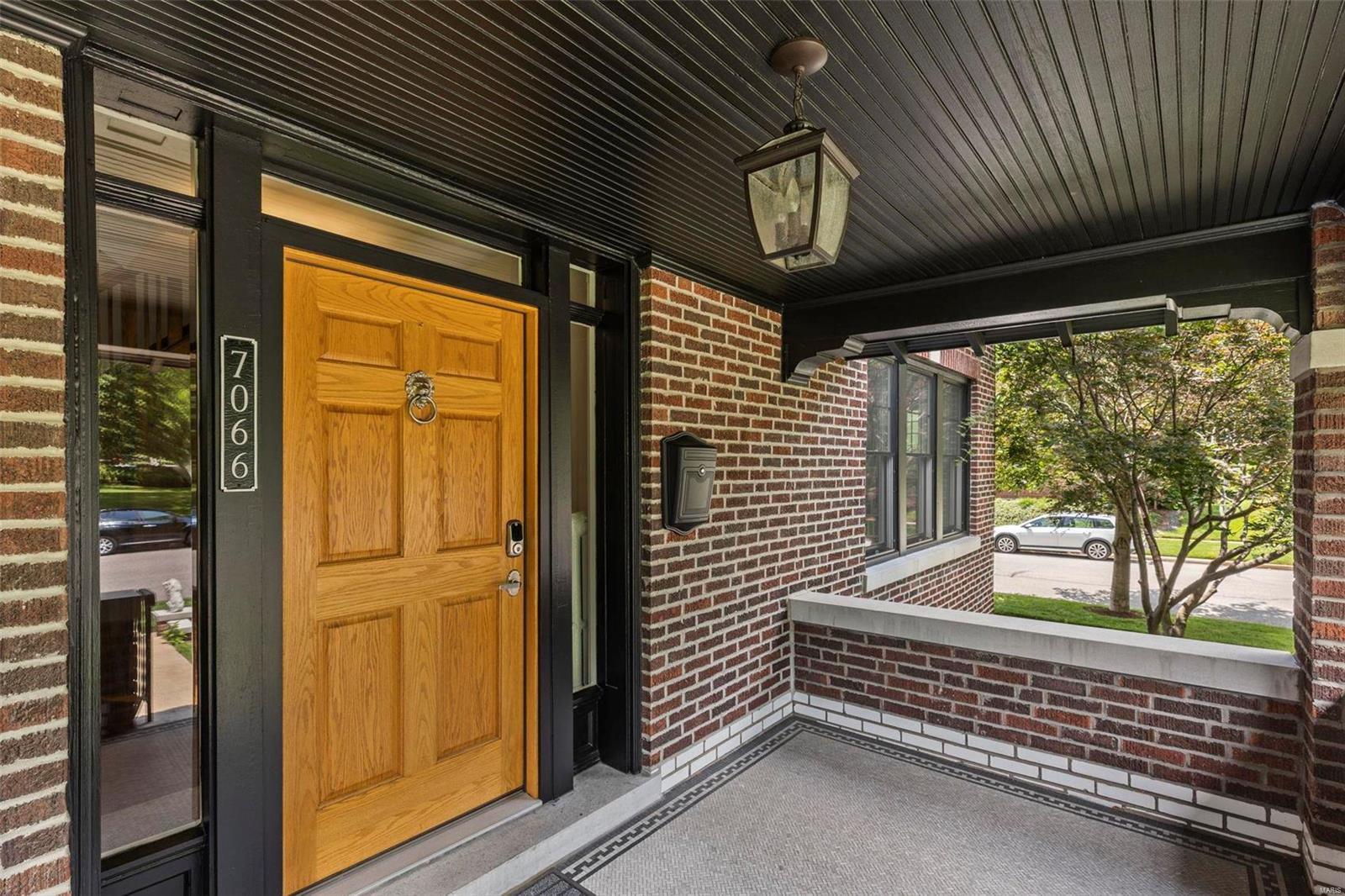 West Portland Place - Residential