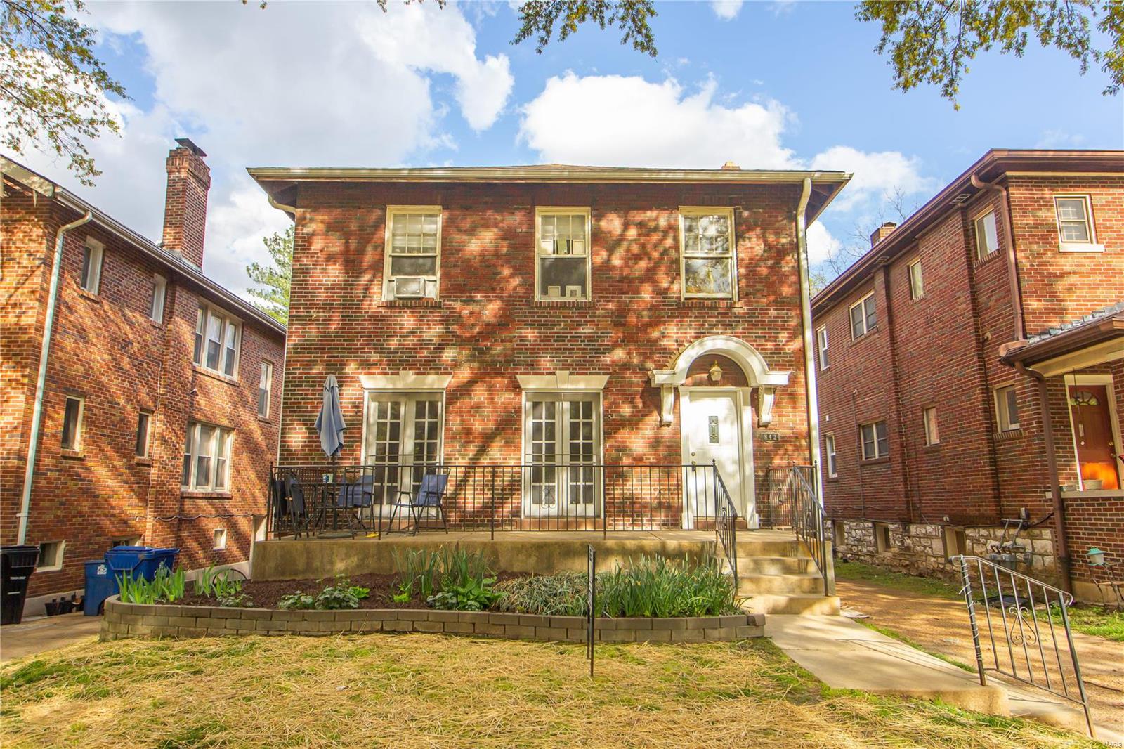 University Park - Residential Income