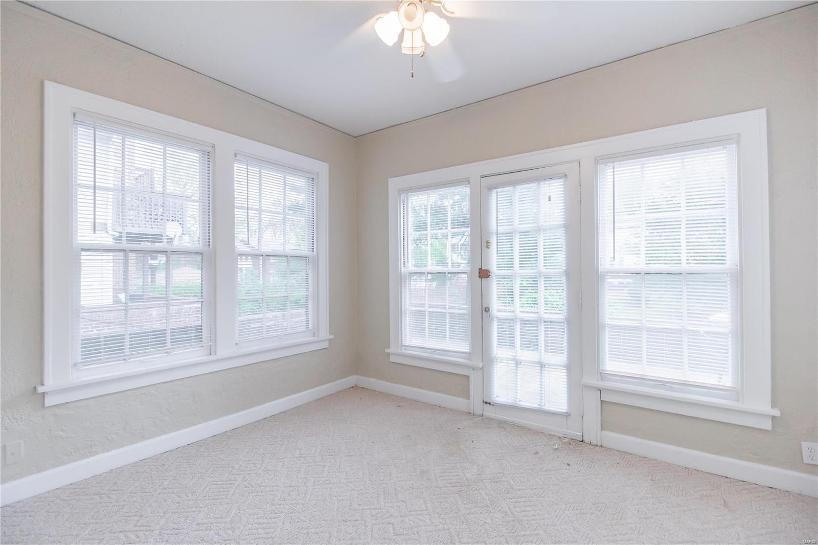 University Park - Residential Income