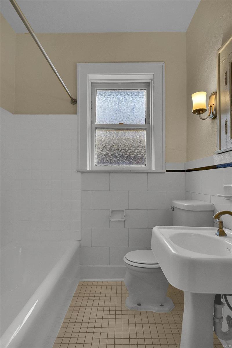 University Park - Residential Income