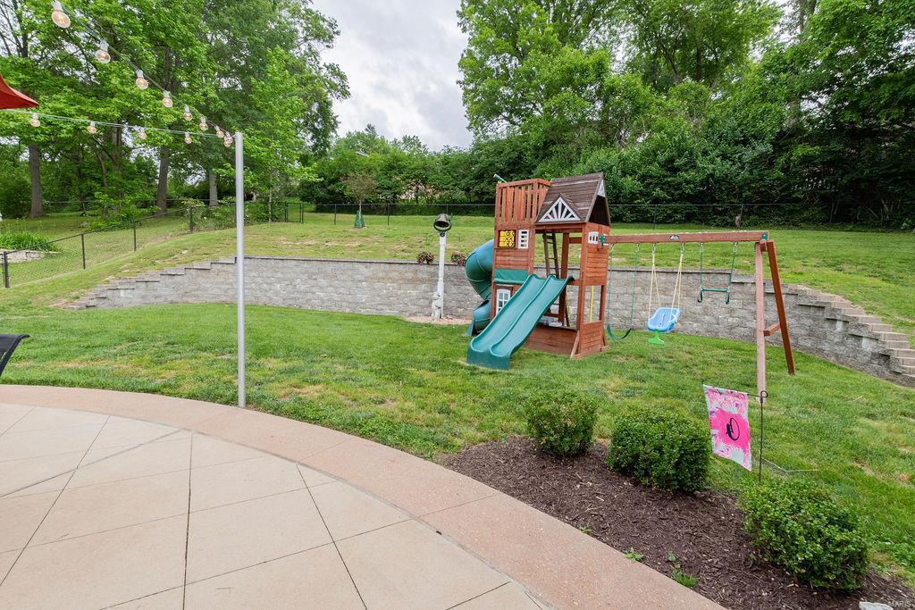 Casa Royale 2 - Residential