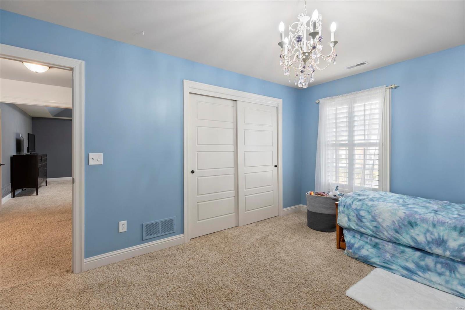 McKnight Park - Residential