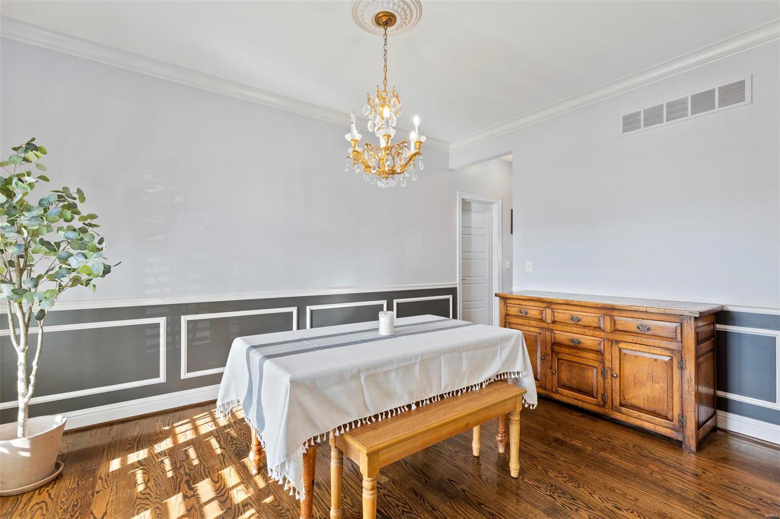 McKnight Park - Residential