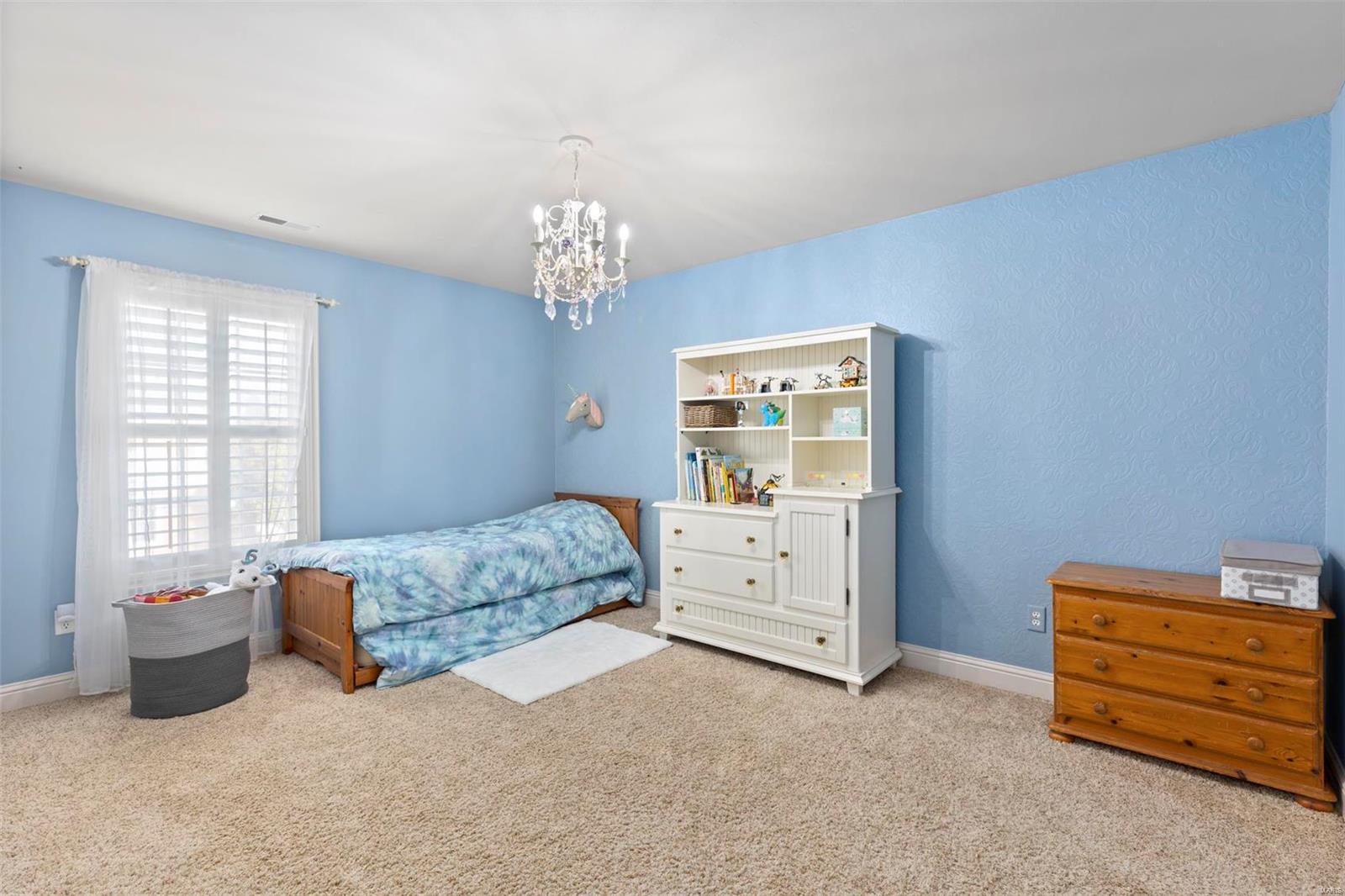 McKnight Park - Residential