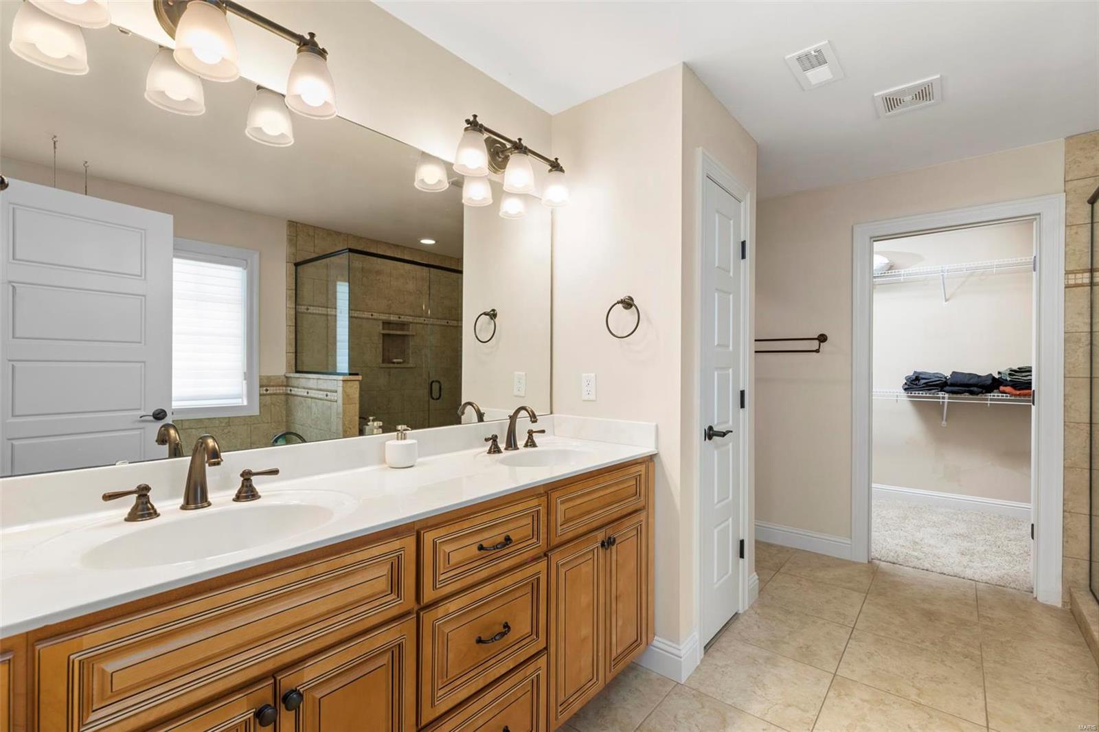 McKnight Park - Residential