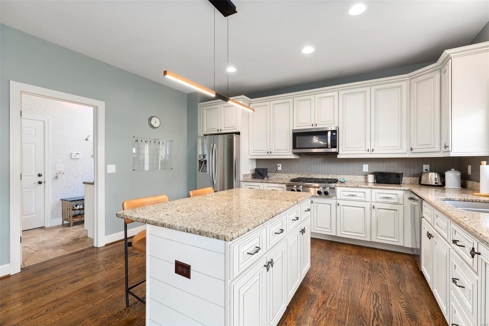 McKnight Park - Residential