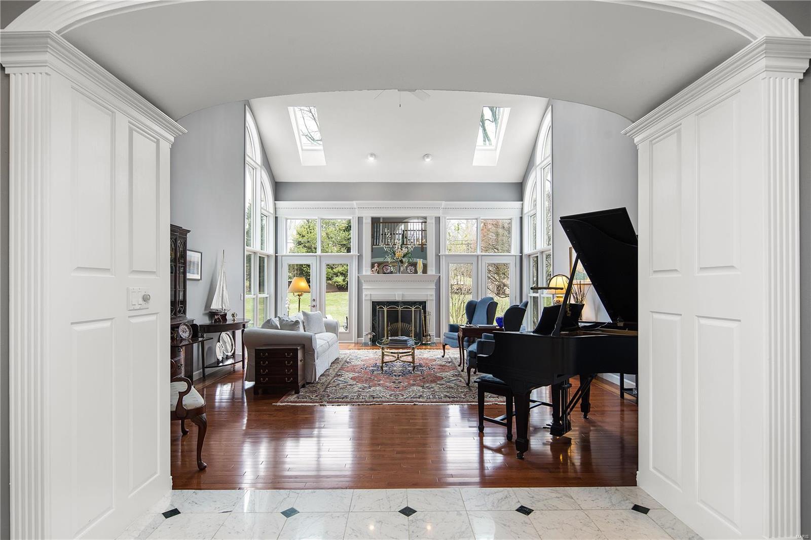 Ladue Meadows - Residential