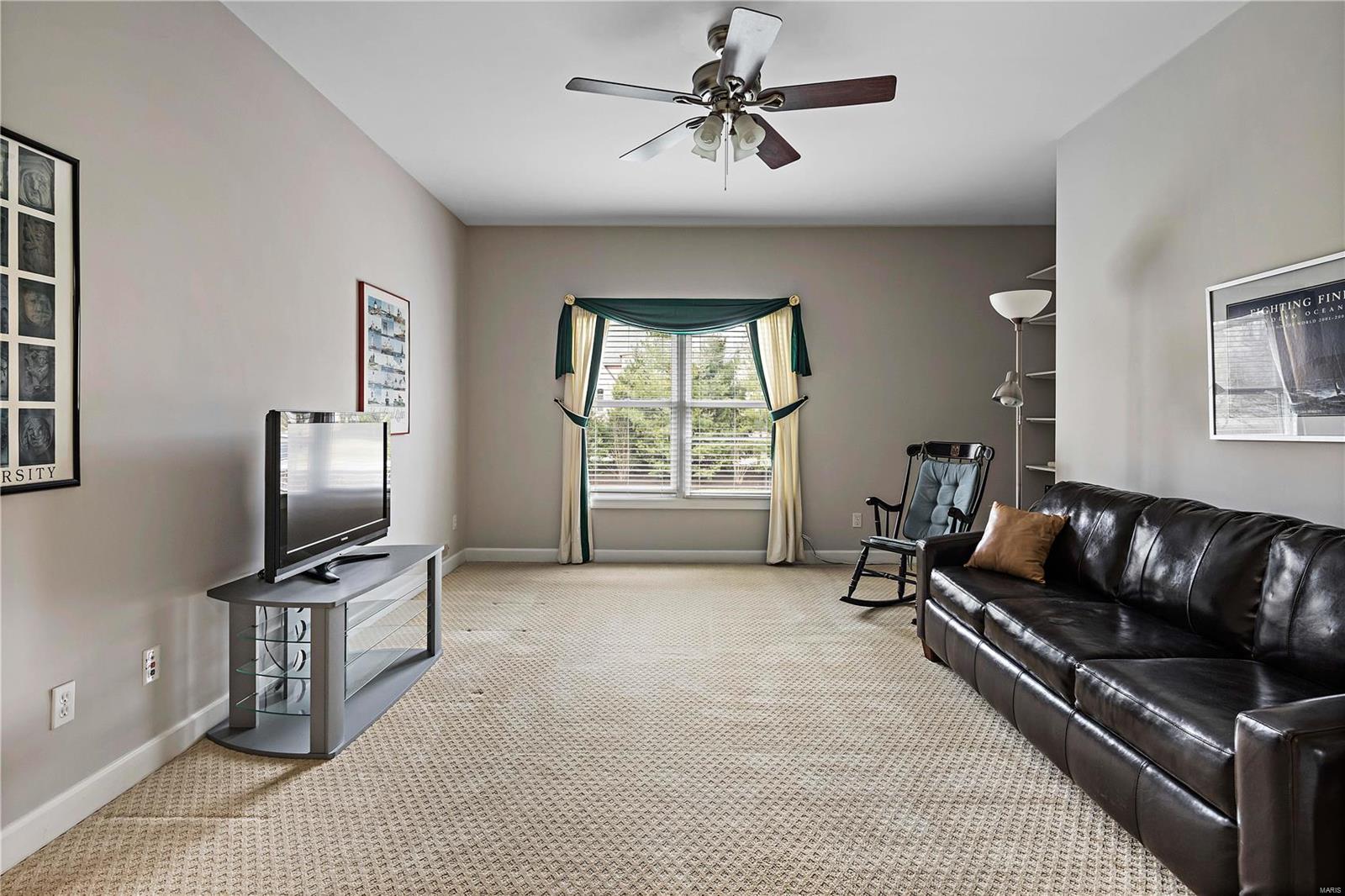 Ladue Meadows - Residential