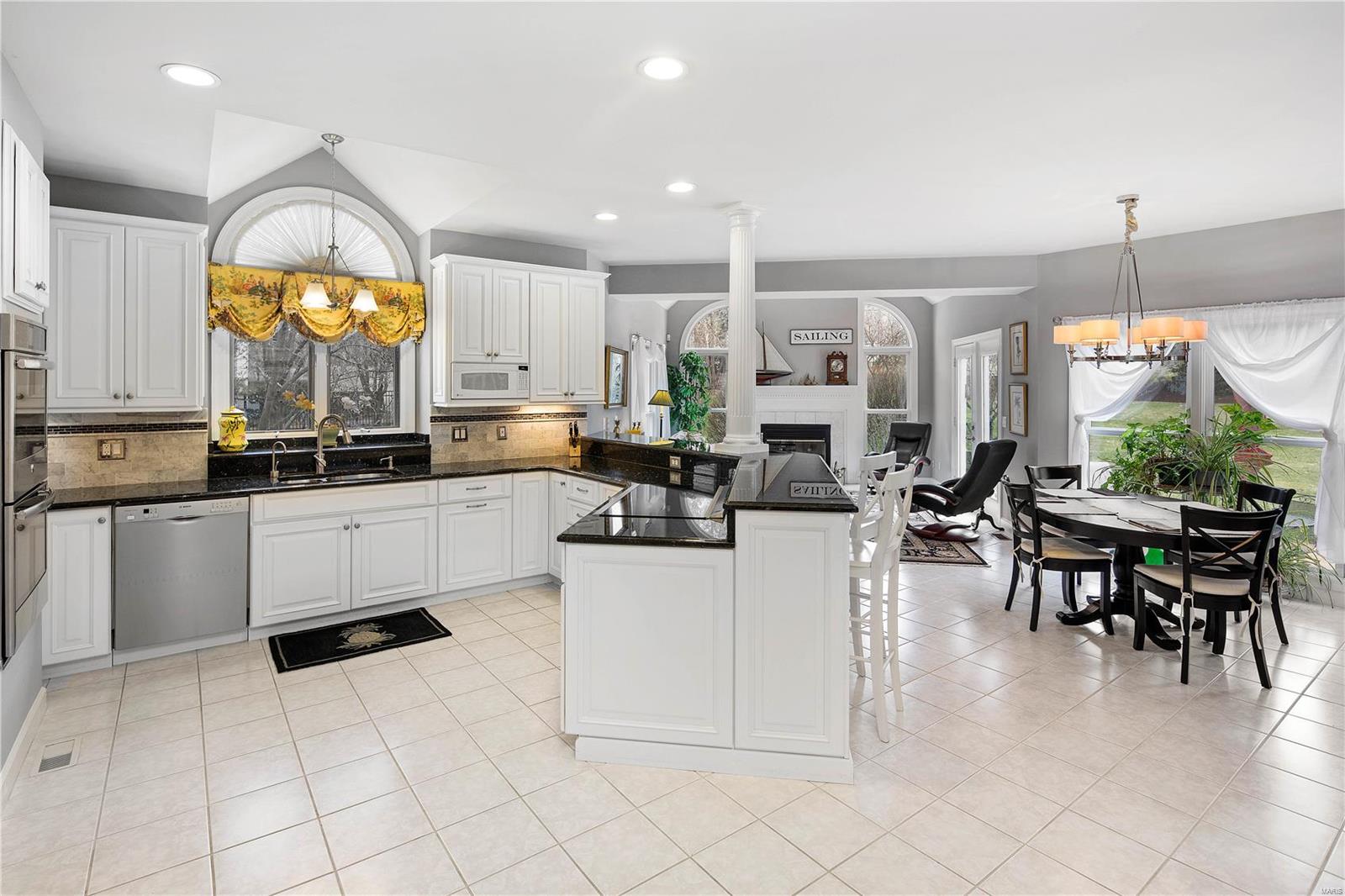 Ladue Meadows - Residential