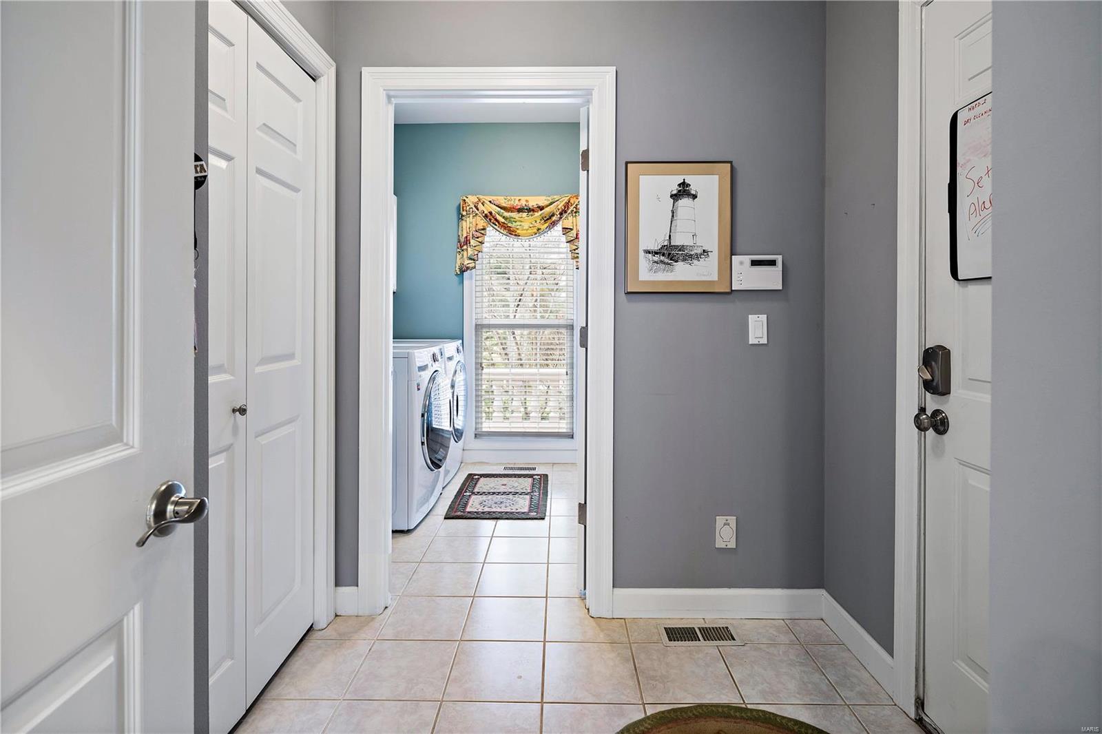 Ladue Meadows - Residential