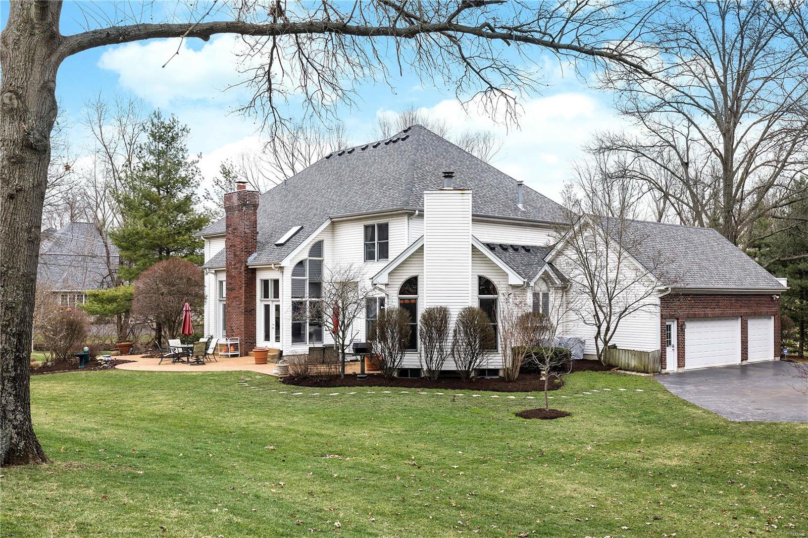 Ladue Meadows - Residential