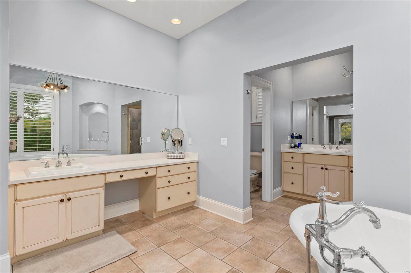 Fordyce Manor - Residential