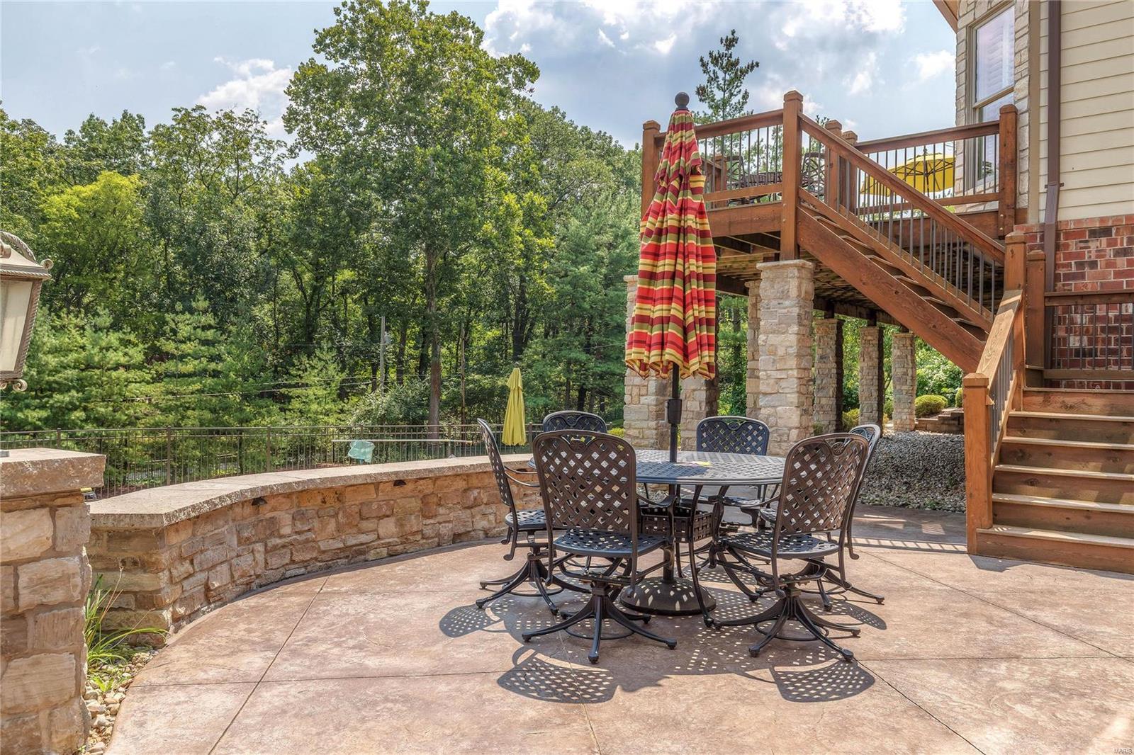 Town & Country Manor - Residential