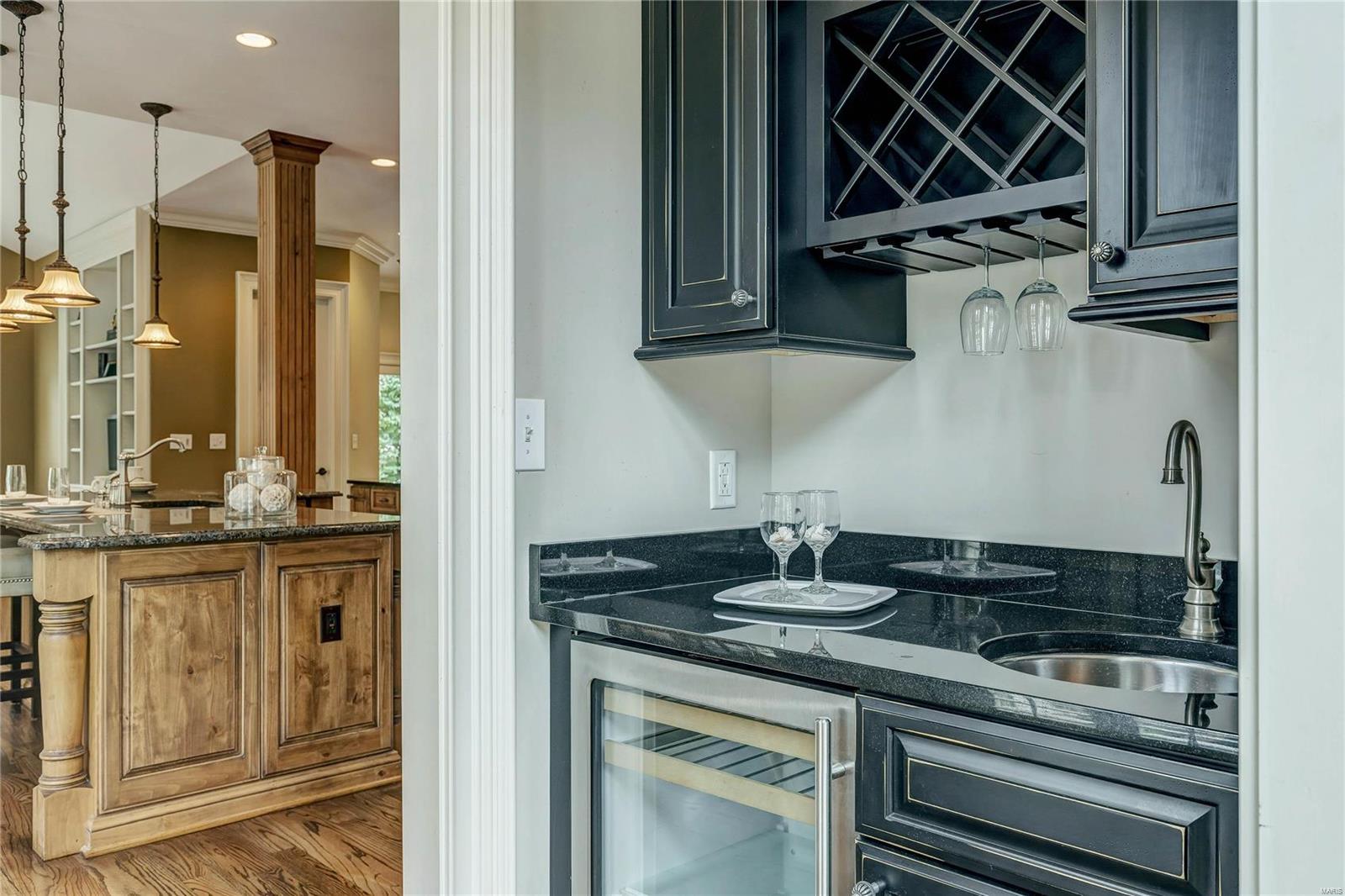 Town & Country Manor - Residential