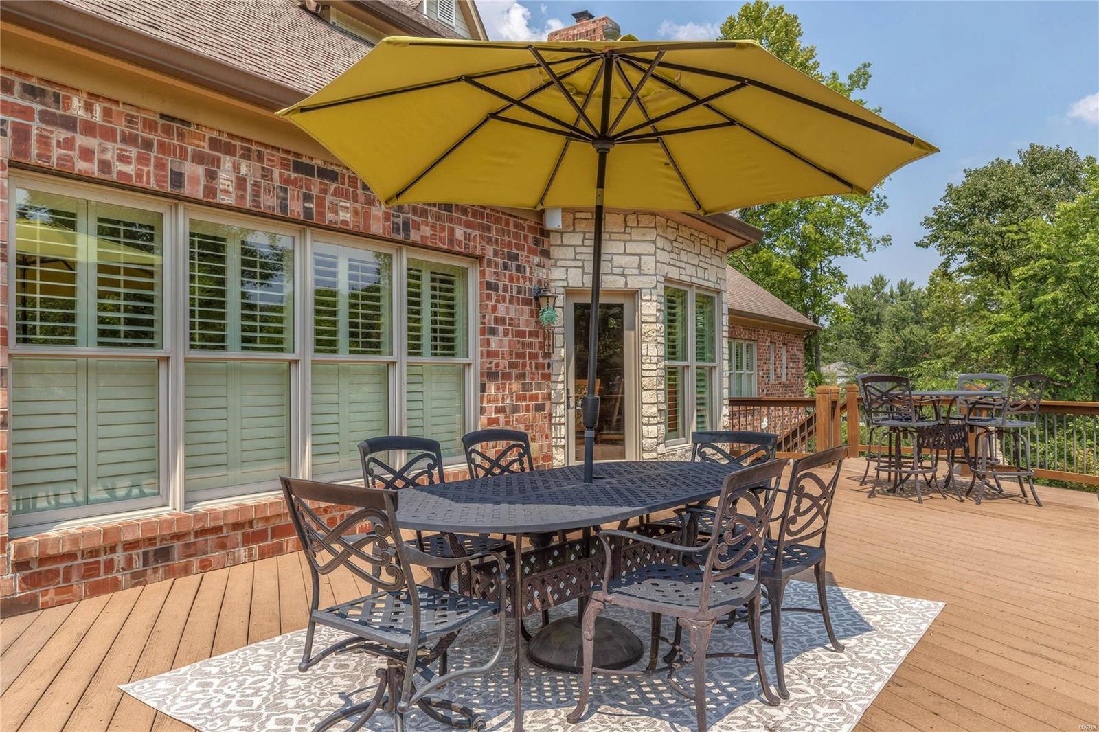 Town & Country Manor - Residential