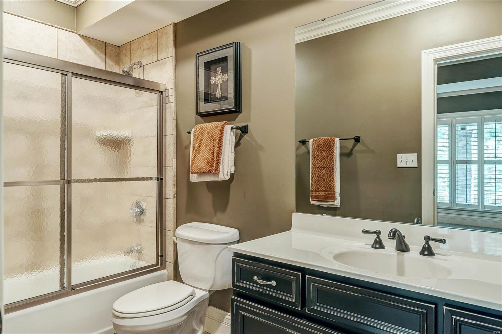 Town & Country Manor - Residential