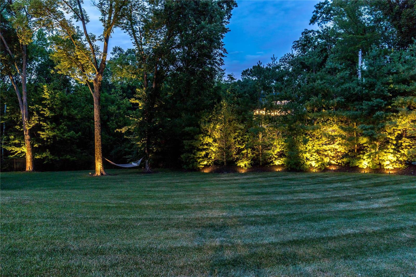 Town & Country Manor - Residential