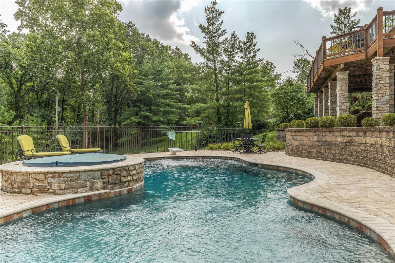 Town & Country Manor - Residential