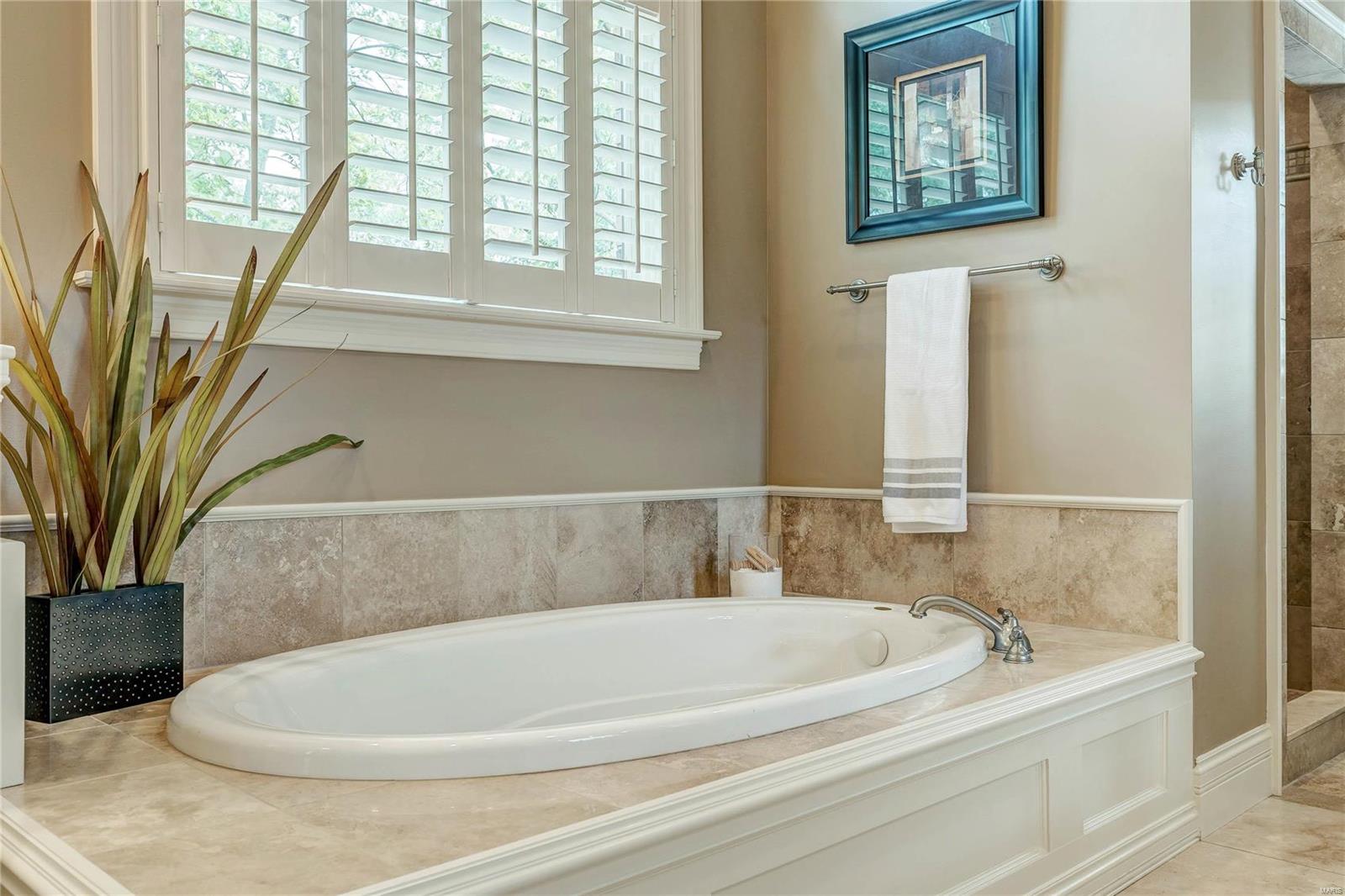 Town & Country Manor - Residential