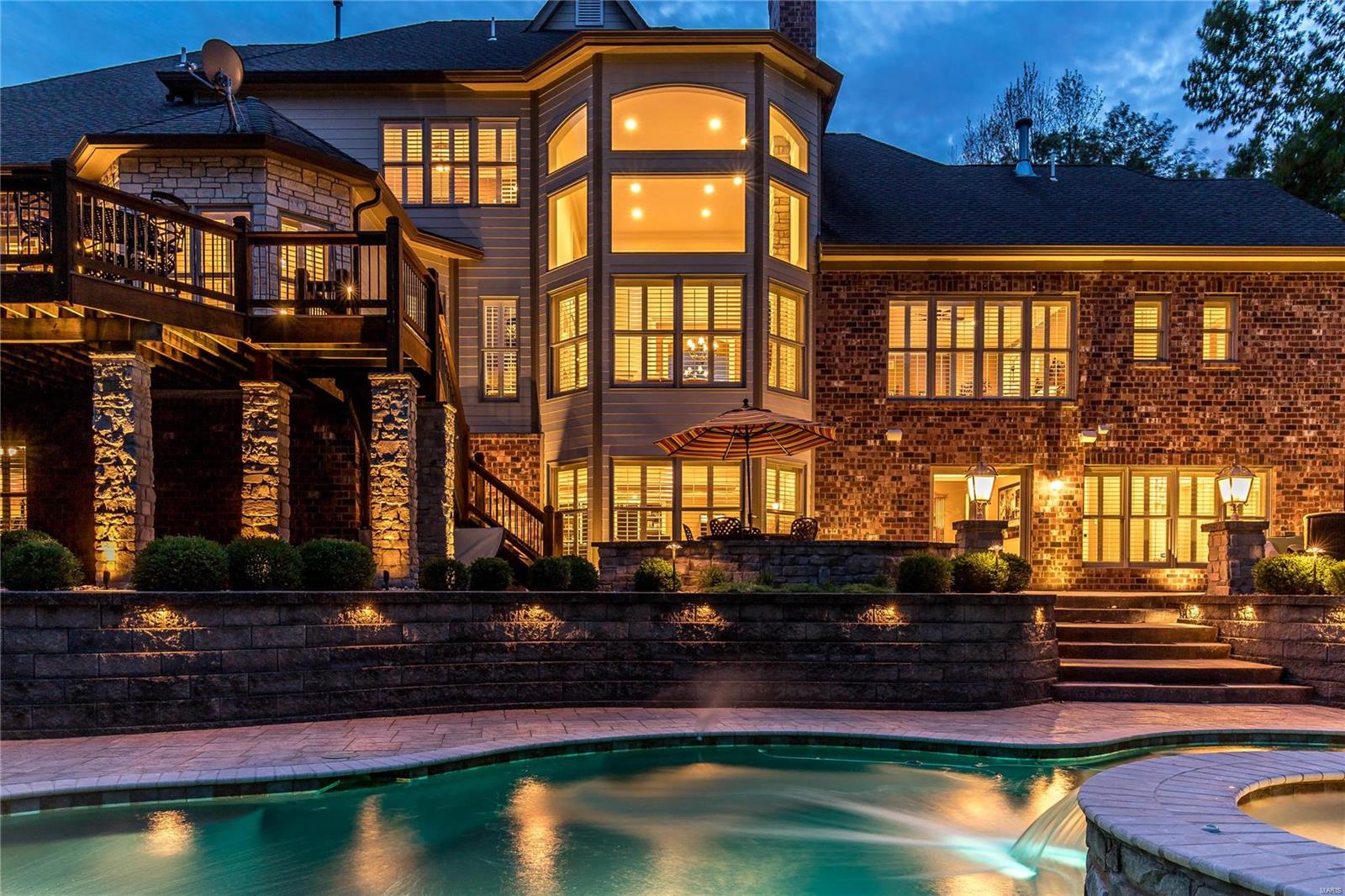 Town & Country Manor - Residential