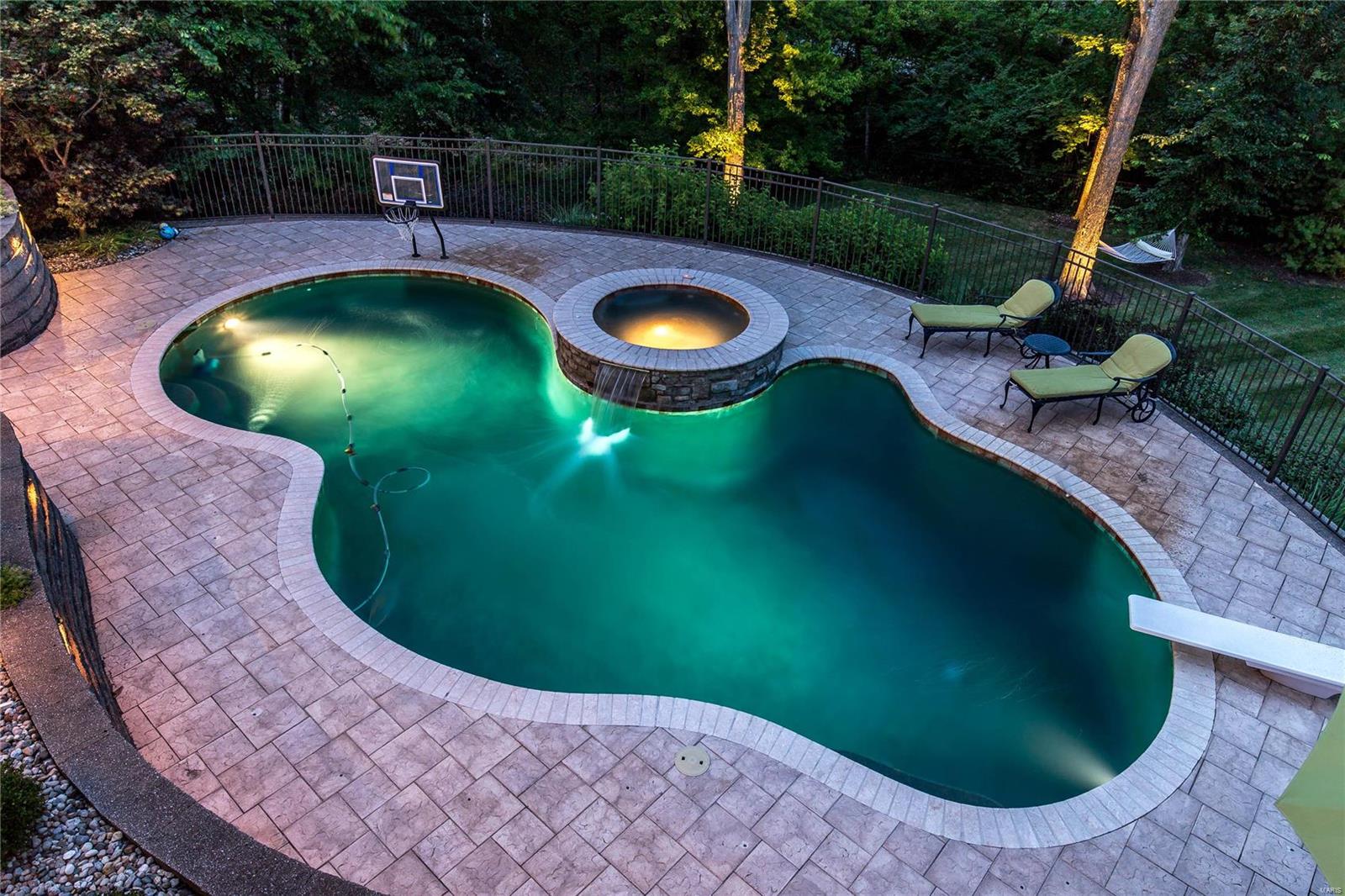 Town & Country Manor - Residential