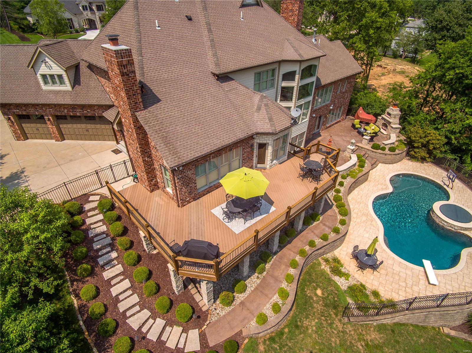 Town & Country Manor - Residential