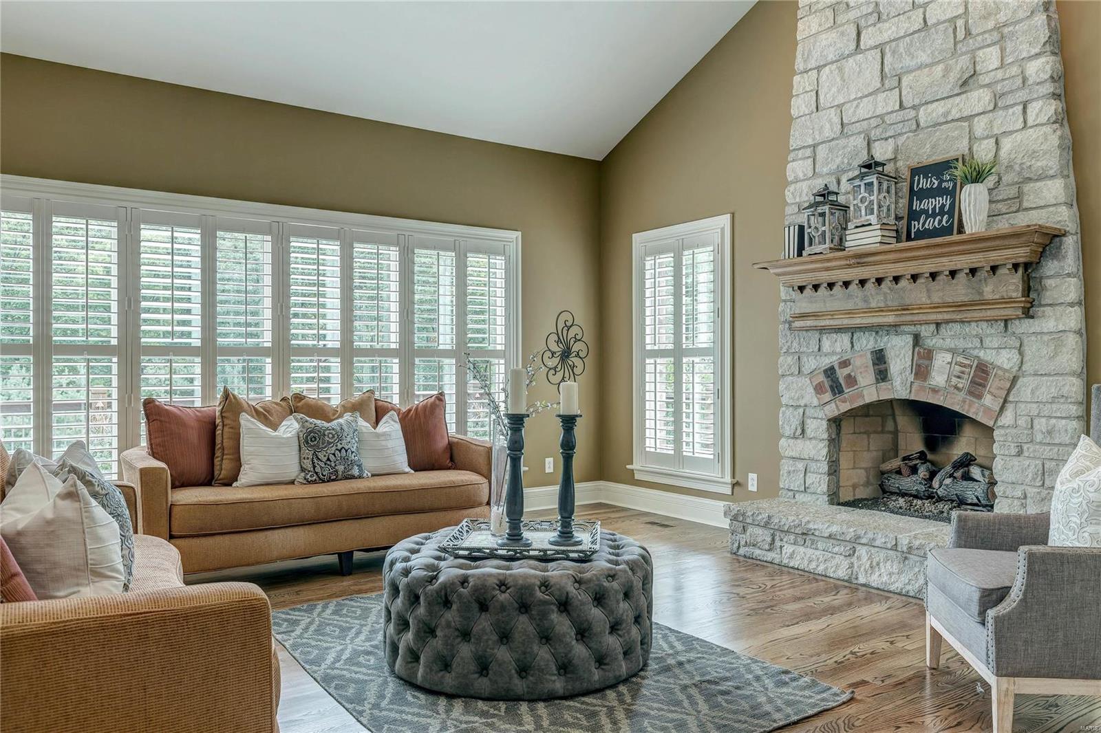 Town & Country Manor - Residential