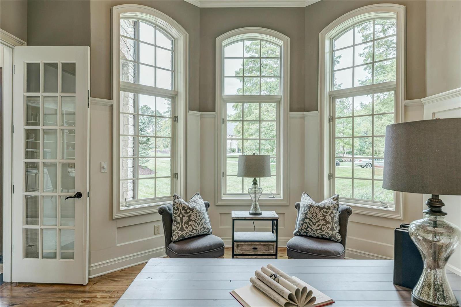 Town & Country Manor - Residential