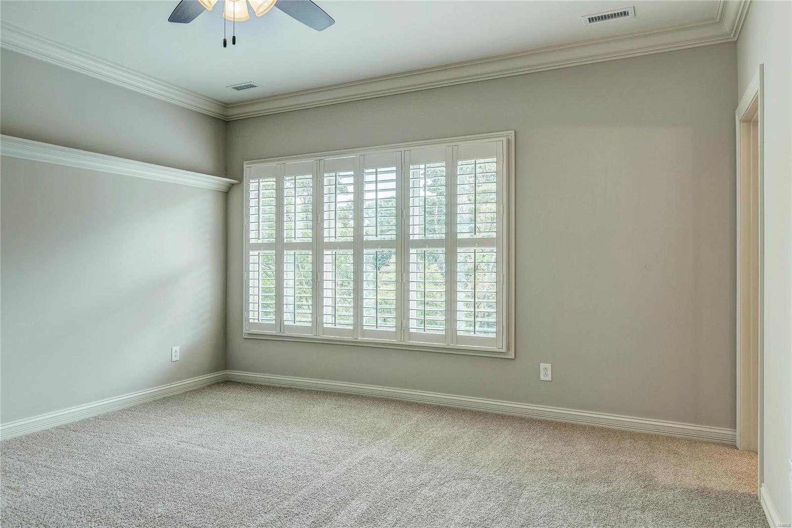 Town & Country Manor - Residential