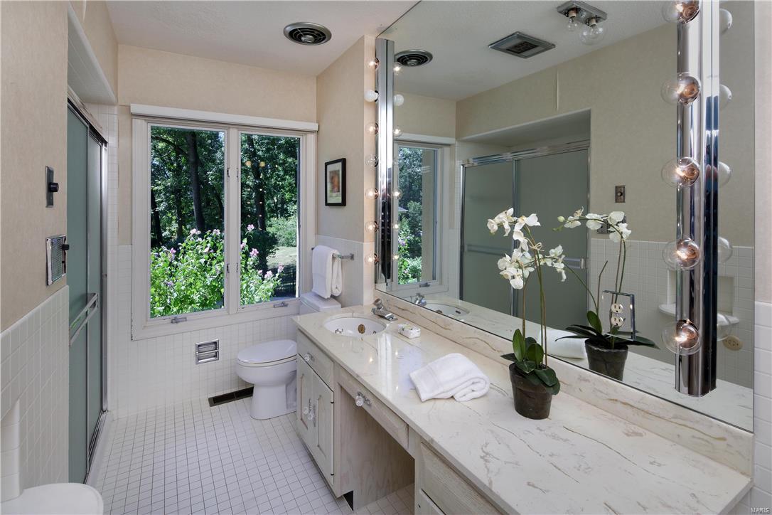 Upper Log Cabin Lts 1 & 2 - Residential